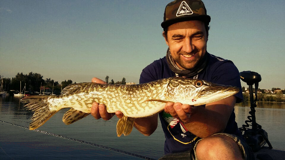 Brochet du Grand Large pris au leurre de surface